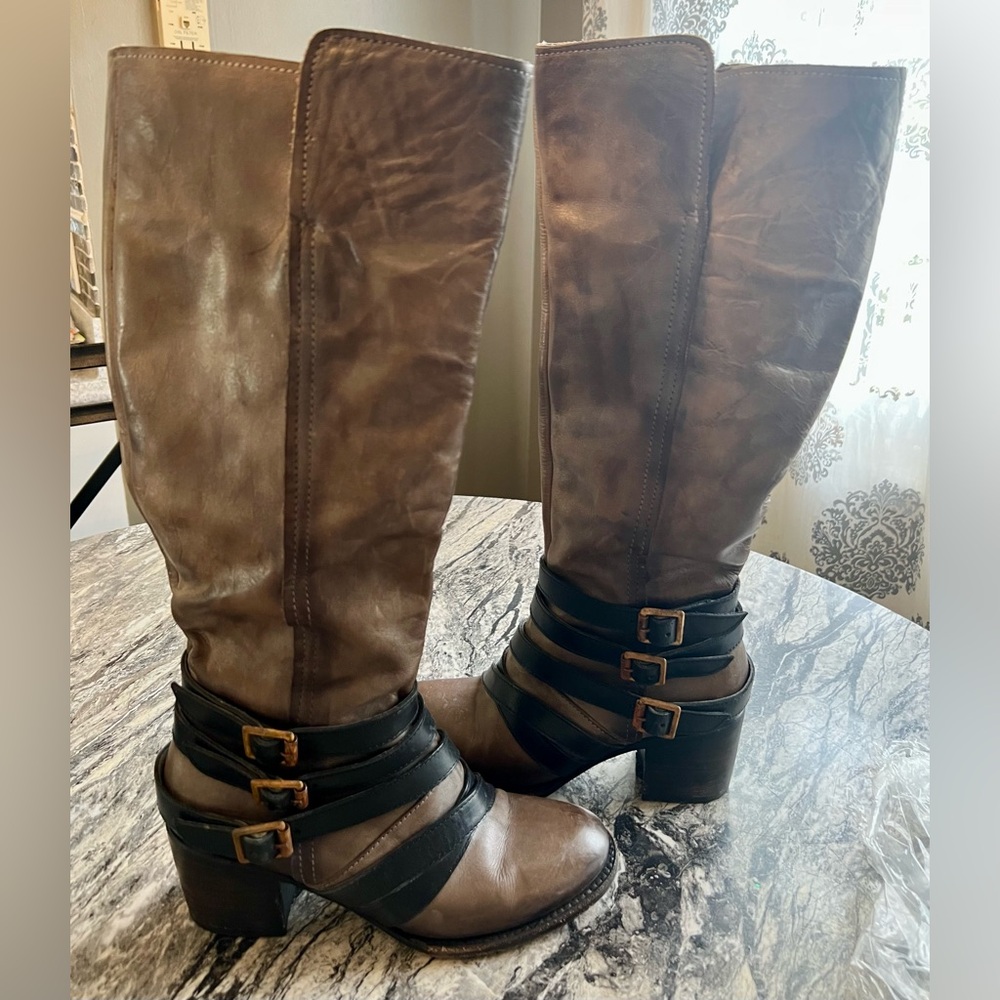 Freebird Jules boots size 8